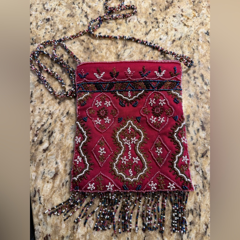 J&X NY - beaded crossbody pouch - Picture 4 of 8